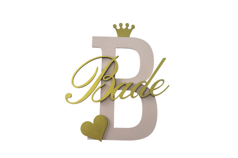 Ahşap Bebek ve Hastane Odası İsimli Kapı Süsü